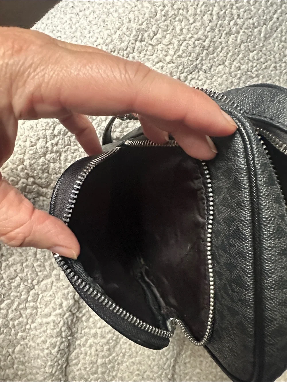 Michael Kors Black Men’s Messenger Crossbody with Silver Chain Detail